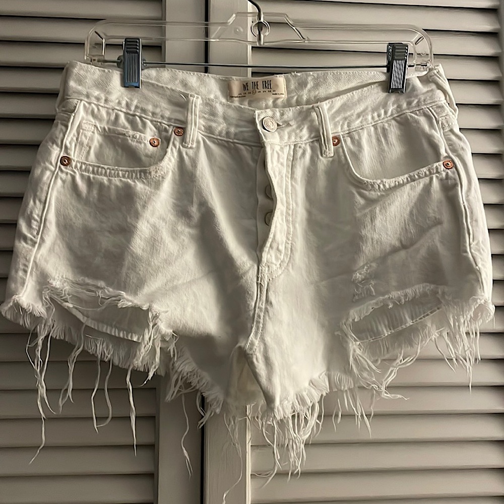 Free People White Denim Shorts Size 27